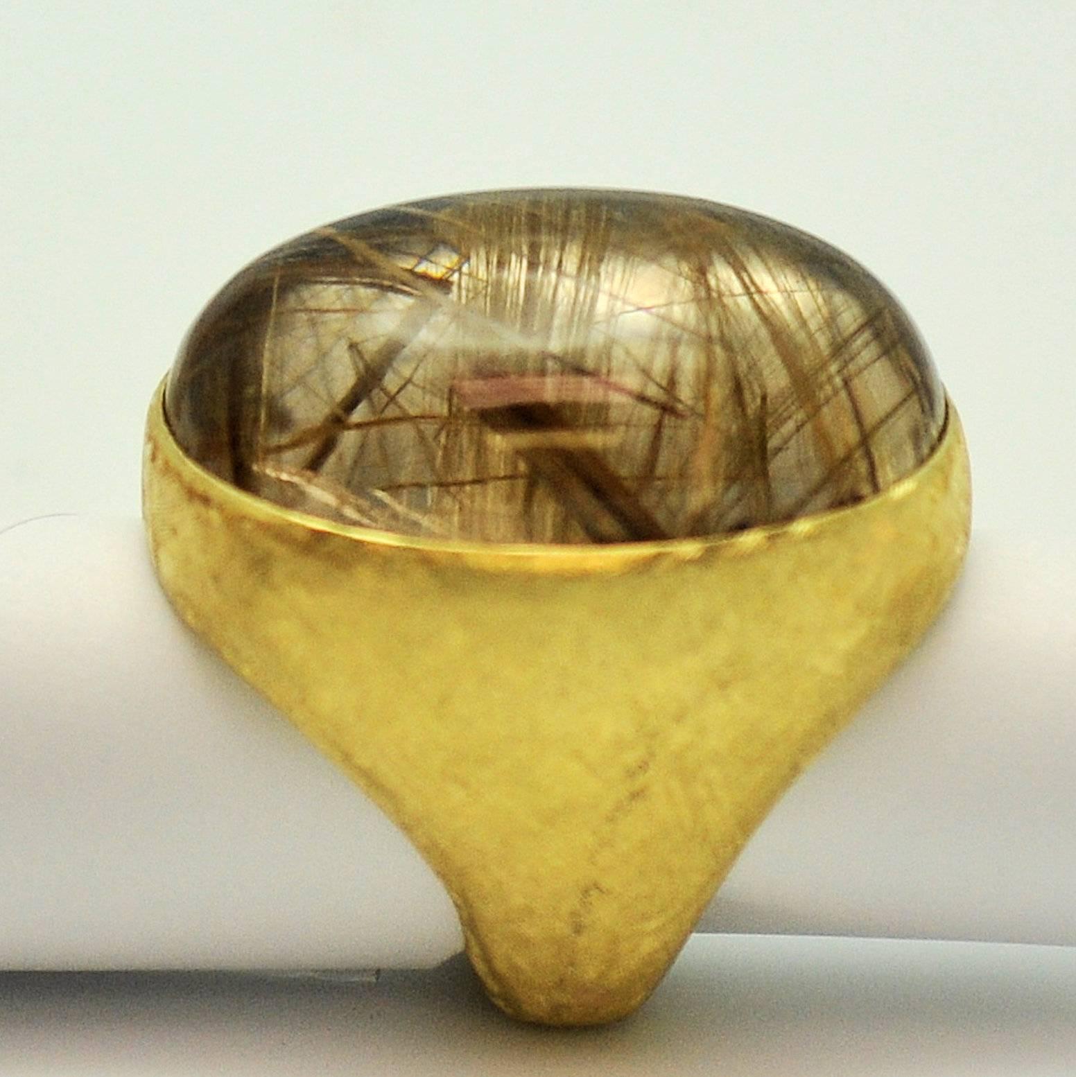 Golden Rutilated Quartz Gold Ring In Excellent Condition In Dallas, TX