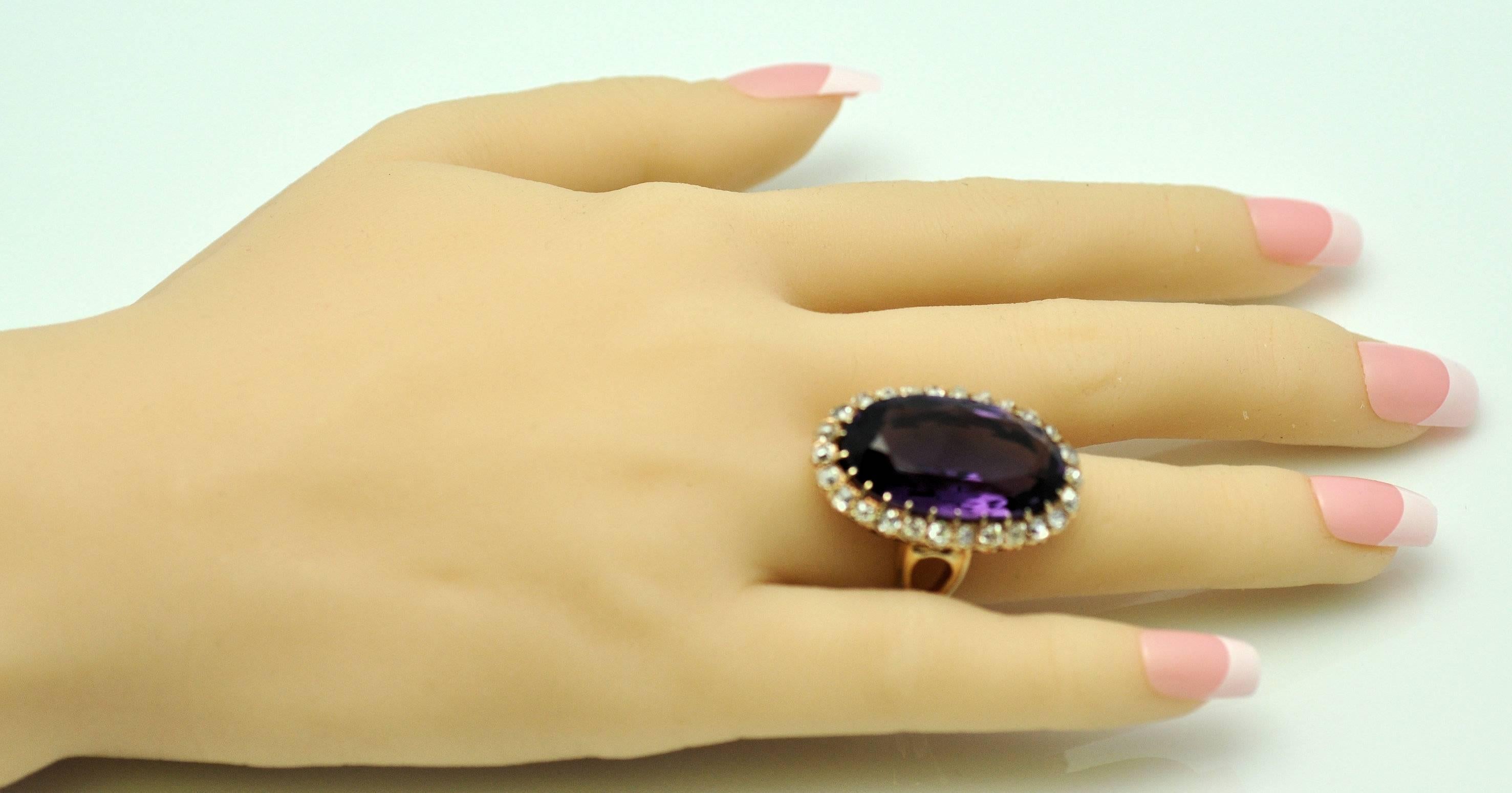 Antique Amethyst Diamond Gold Ring In Excellent Condition For Sale In Dallas, TX