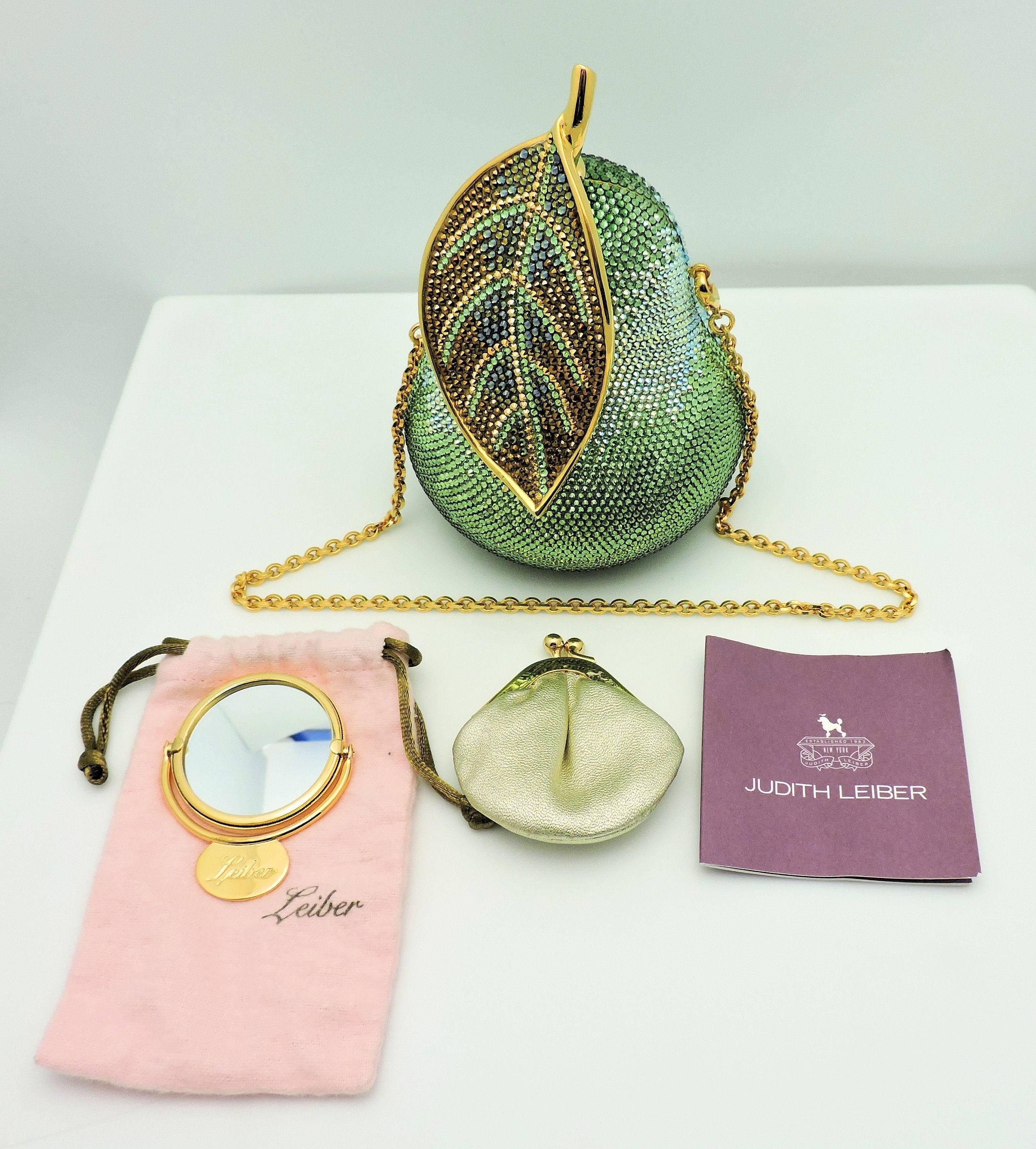 Judith Leiber Forelle Pear Swarovski Crystal Green Jeweled Evening Bag  For Sale 3