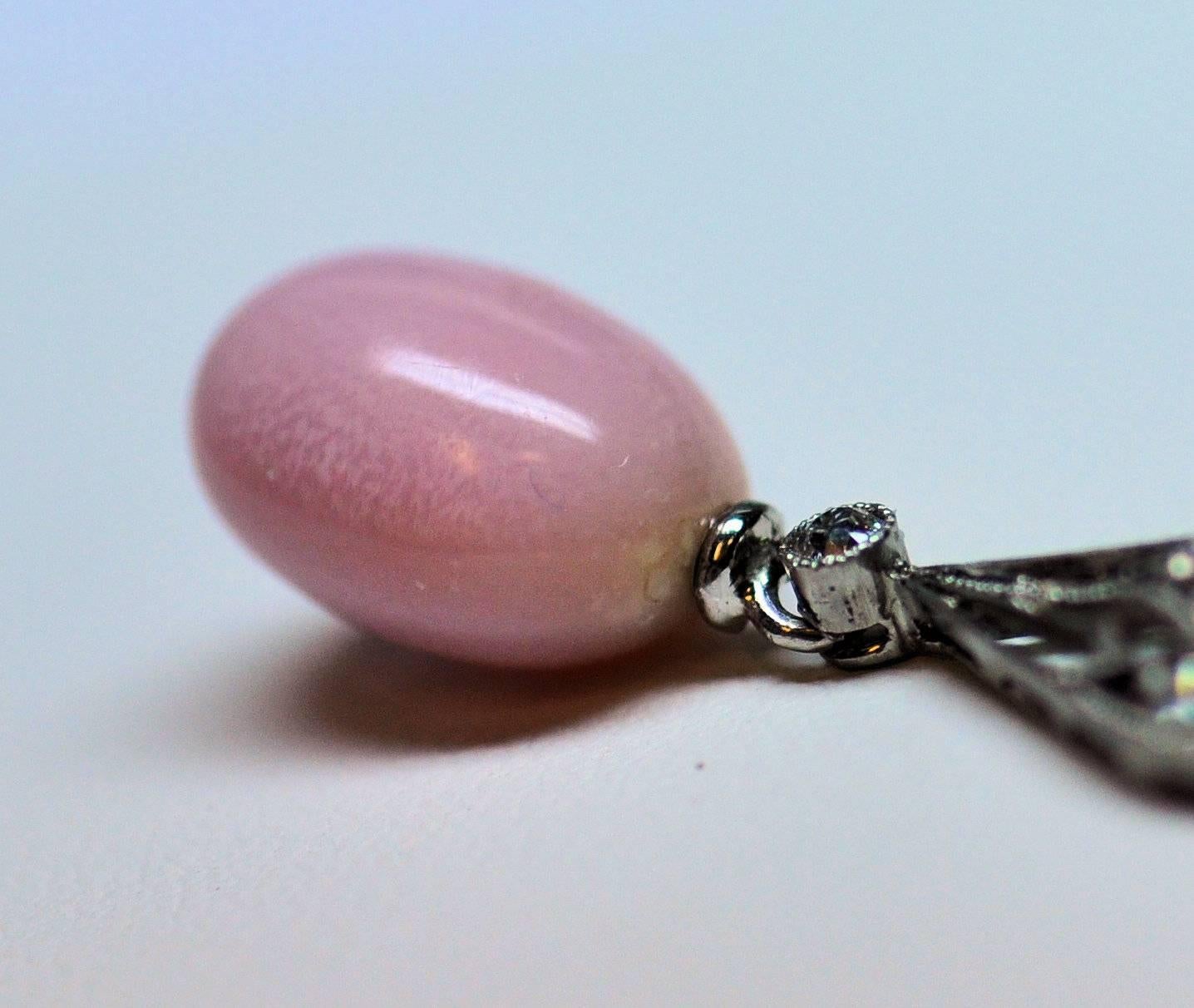 Rare Vibrant Pink Natural Oval Conch Pearl GIA Diamond Platinum Pendant, Flame In New Condition In Dallas, TX