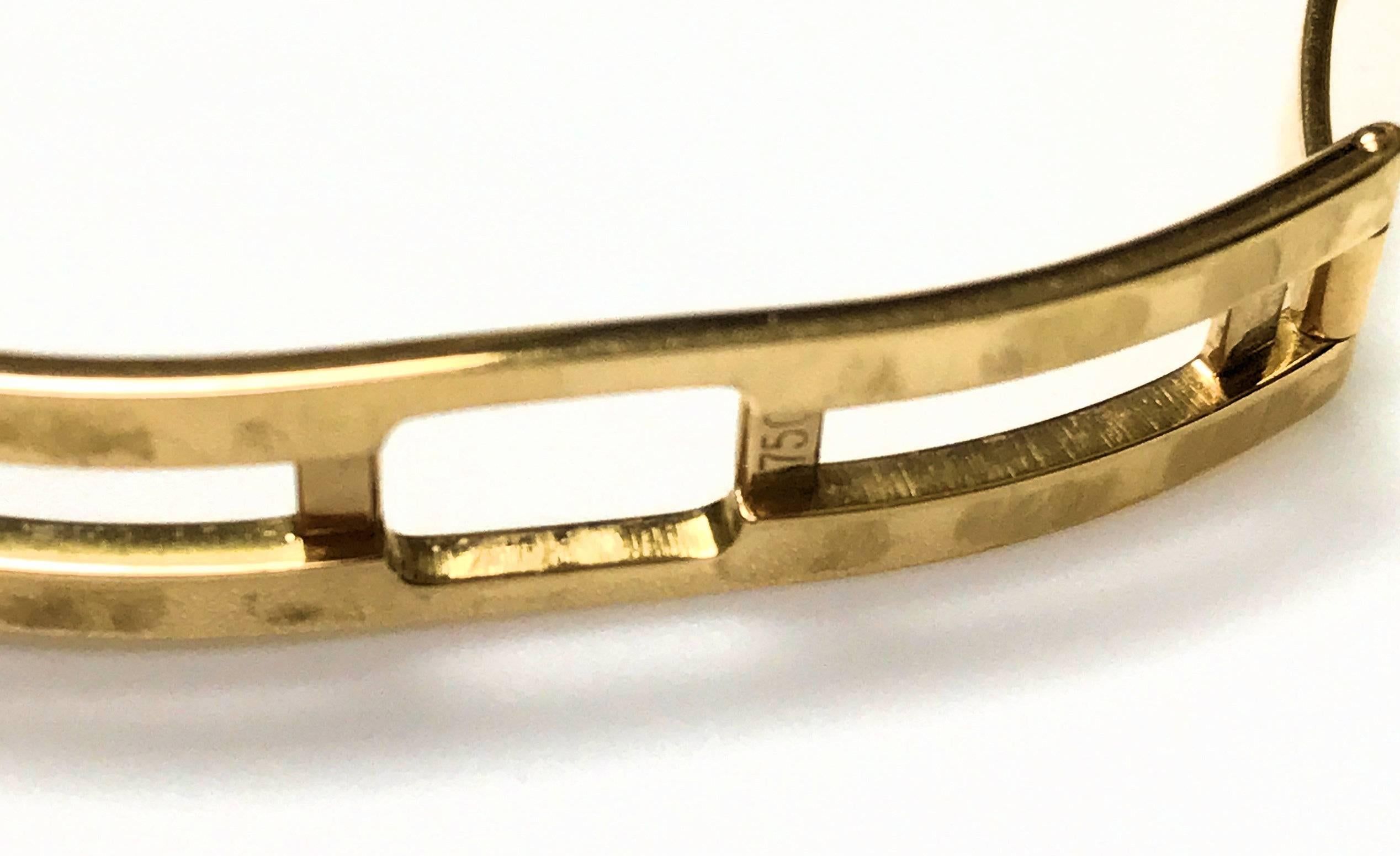 Van Cleef & Arpels Ladies Yellow Gold Diamond Classique Quartz Wristwatch For Sale 1