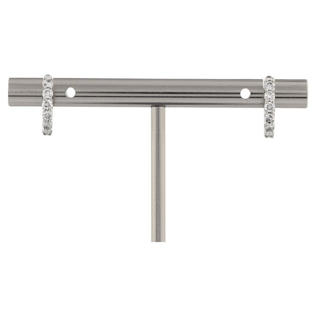 Oro blanco de 14 kt 0,38 ct (diamante natural) "Classic Pave Huggie Hoops" en venta