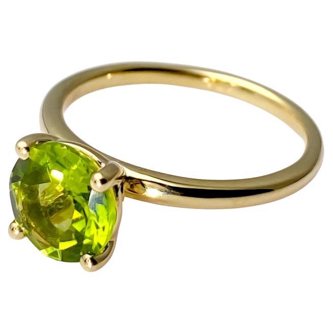 14KT Yellow Gold Round Peridot Solitaire Ring