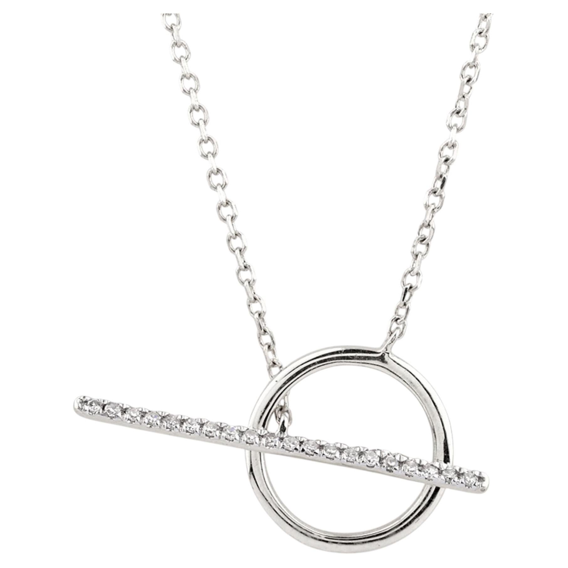 Collar con colgante circular de diamantes de oro blanco de 14 quilates en venta