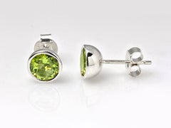 14K White Gold Round Peridot 1.73 Cts Stud Earrings