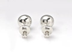 Moderne Ohrstecker aus 14-karätigem Weißgold mit Peridoten (1,73 Karat)