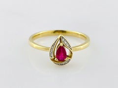 14K Yellow Gold Pear Shape Ruby & Round Diamond Ring