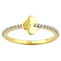 14KT Yellow Gold Clover Round Diamond 0.10 Cts Band Ring
