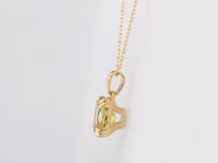 14K Yellow Gold Oval Green Topaz Solitaire 2.02 Cts Pendant Necklace