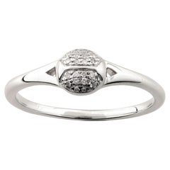 Anello in oro bianco 14 carati con diamanti disposti a grappolo su montatura rotonda e gambo diviso