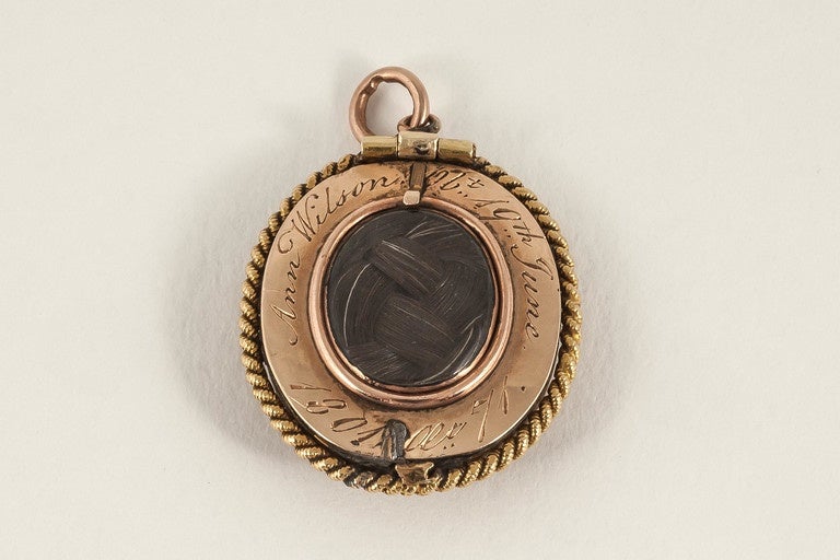 George III 18th century cushion cut diamond and enamel mourning pendant