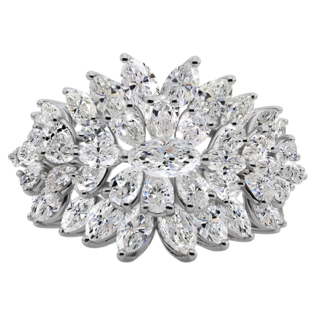 Anello da cocktail con diamante a pera da 2 carati per l'anniversario in oro bianco 18 carati con gambo spezzato