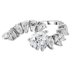 Anello con grappolo di diamanti naturali a forma di pera e marquise da 1,30 carati in oro bianco 18 carati