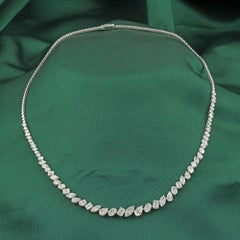 Collier « tennis » en diamants naturels de 9,44 carats, taille mixte, en or blanc 18 carats
