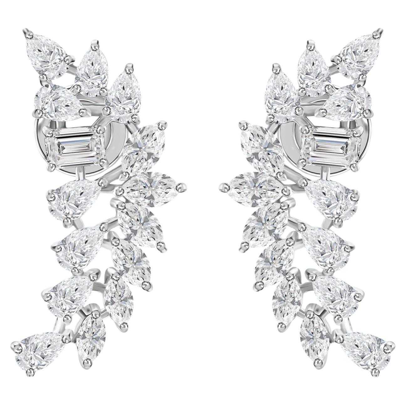 Boucles d'oreilles en or blanc 18 carats, ornées d'un ensemble de diamants naturels taillés en marquise et en poire, de 3,62 carats
