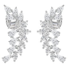 Boucles d'oreilles en or blanc 18 carats, ornées d'un ensemble de diamants naturels taillés en marquise et en poire, de 3,62 carats