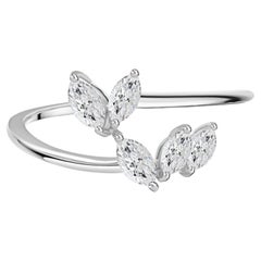 Bague en or blanc 18 carats sertie d'un diamant naturel taille marquise de 0,46 carat, certifiée HRD