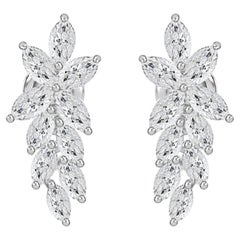 Boucles d'oreilles à clous en or blanc 18 carats, ornées d'un ensemble de diamants naturels taille marquise de 3,51 carats disposés en forme d'ailes