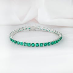 Natural Emerald-Cut Emerald Tennis Bracelet, 8.31 Carats Emerald 18K White Gold