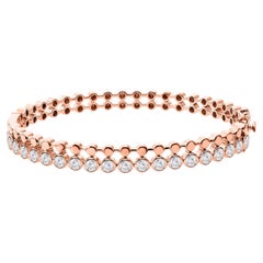Brazalete con bisagra y engaste de doble fila con diamantes redondos naturales de 2,75 quilates, en oro rosa de 18 quilates