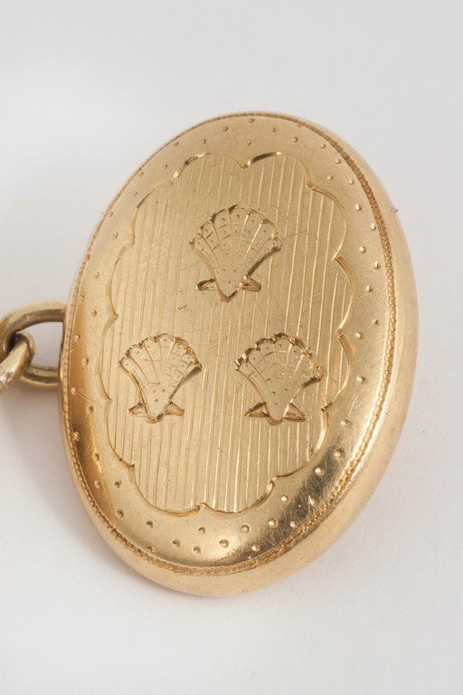 Victorian 19th Century engraved Cuff Links For Sale