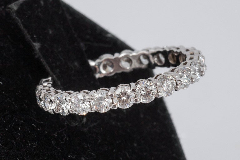 Tiffany Diamond eternity ring In Excellent Condition For Sale In London, GB
