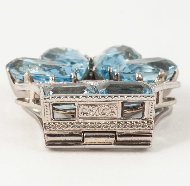 1940s Aquamarine Diamond Gold Single Clip Brooch For Sale 1