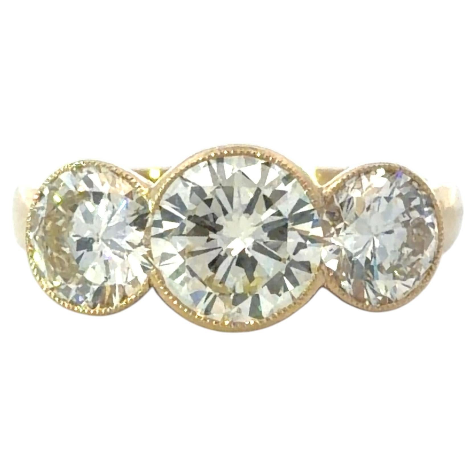18-Karat-Ring mit 3 Diamanten