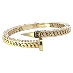 14k Bracelet with Nail-Inspired Chain Design