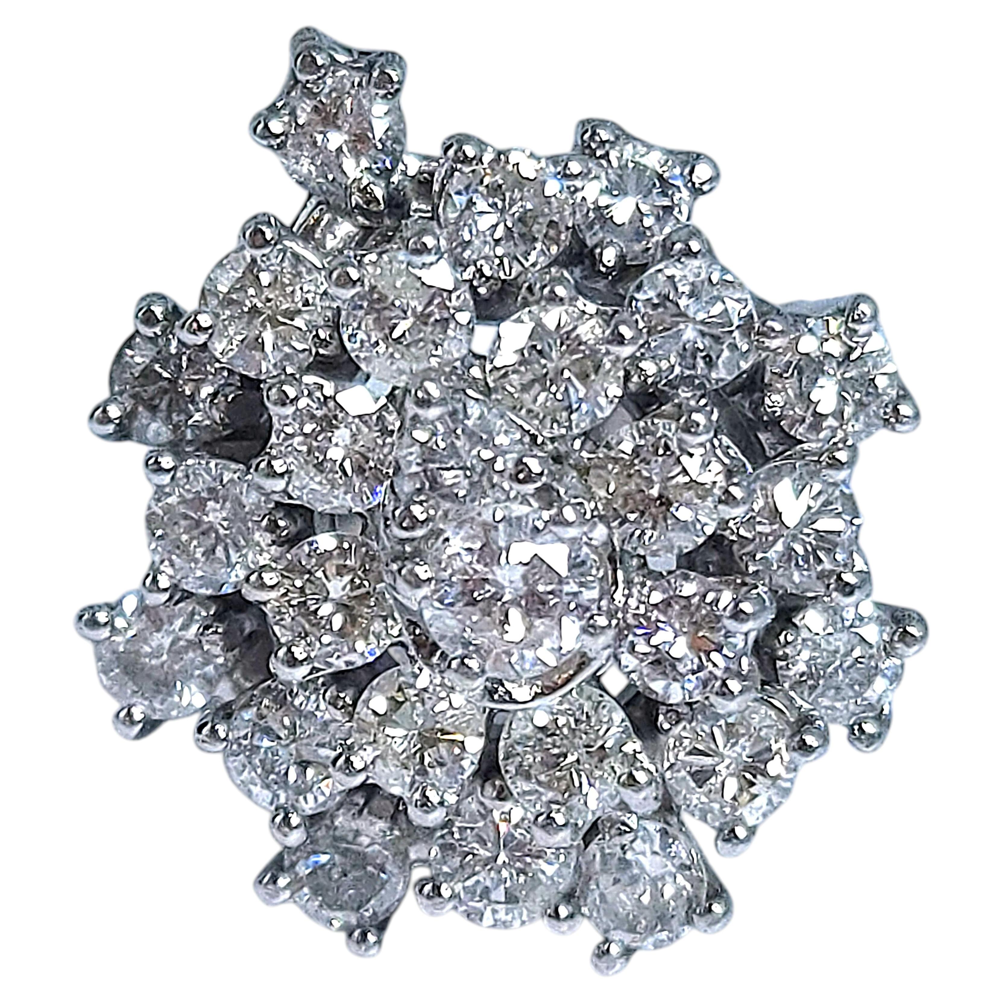 14k White Gold Diamond Cluster Cocktail Ring - Size 5.25