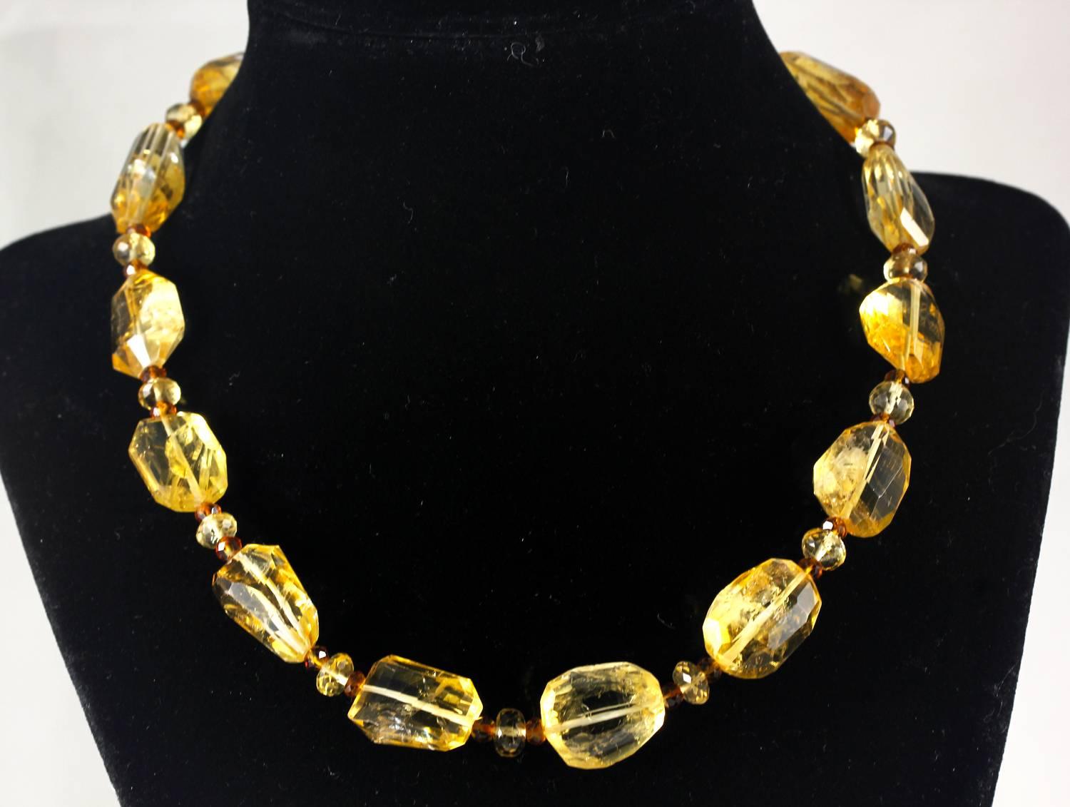 Citrine and Spessartite Garnet Necklace In Excellent Condition In Raleigh, NC