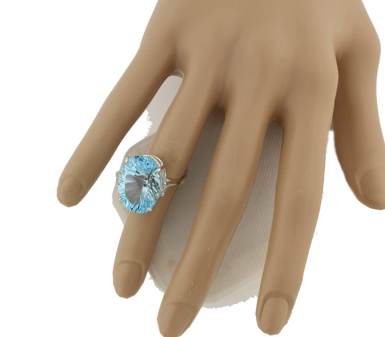 22.30 Carat Brillian Blue Topaz Cocktail or Party Sterling Silver Ring 2
