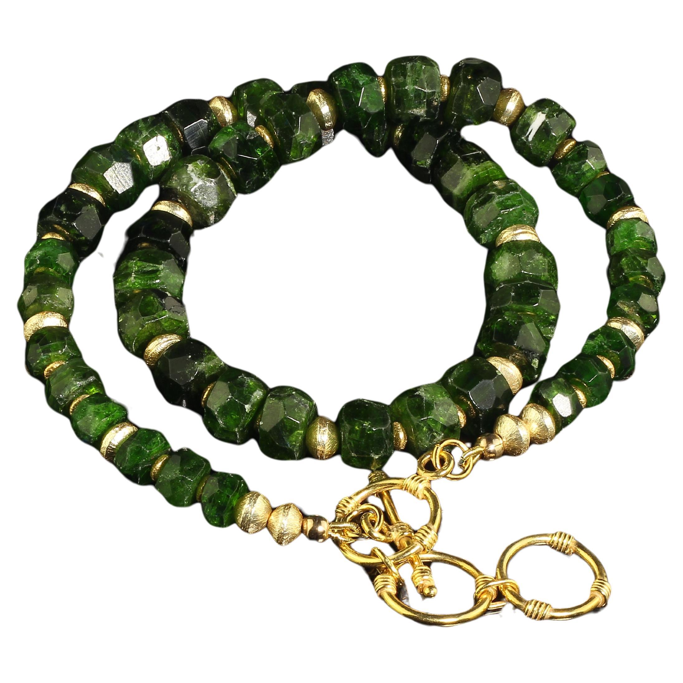 AJD 17 Inch  Faceted Rondelles of Green Chrome Diopside Necklace For Sale
