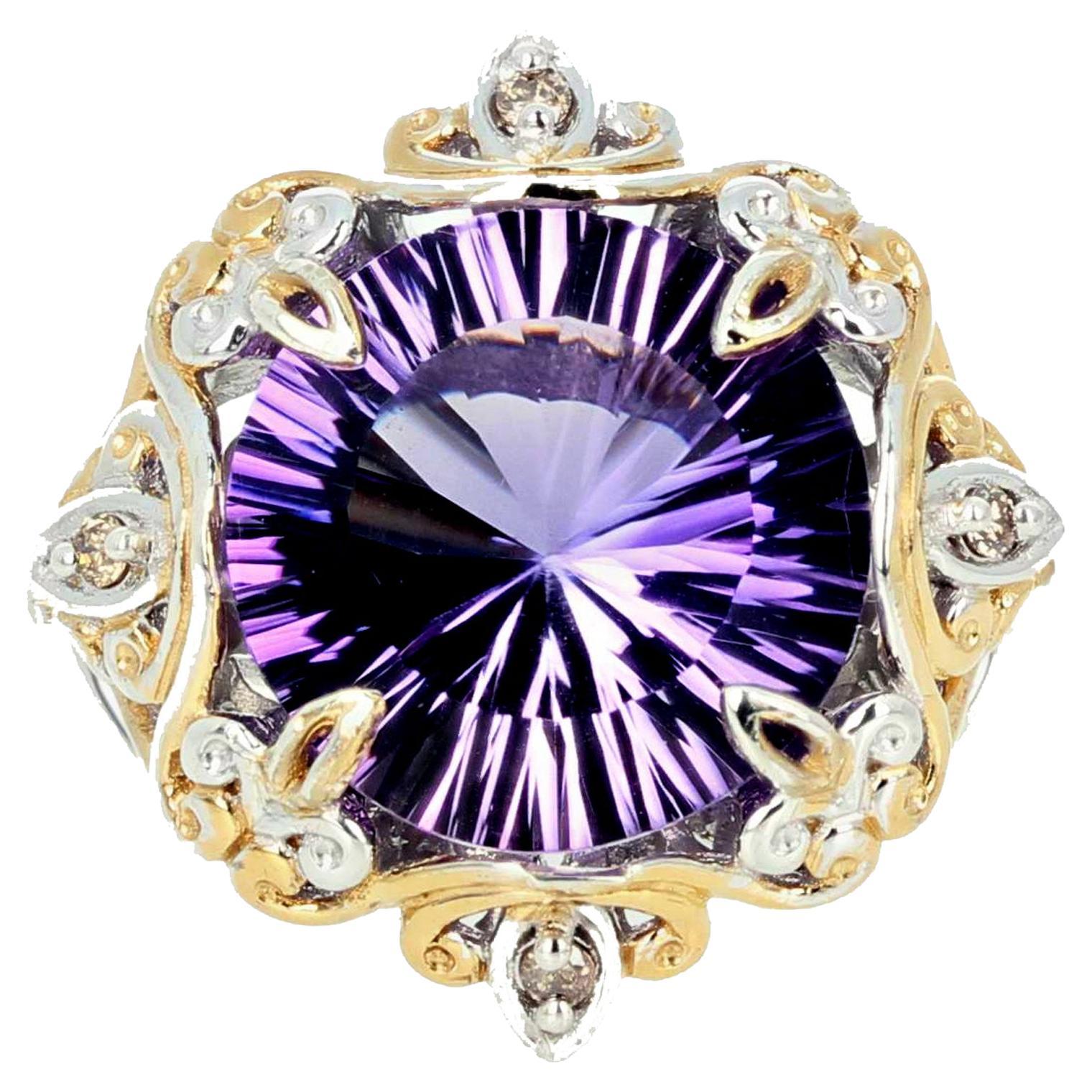 AJD Famosa Talla Fabulosa 8.9Ct. Anillo de plata de ley y oro con amatista natural