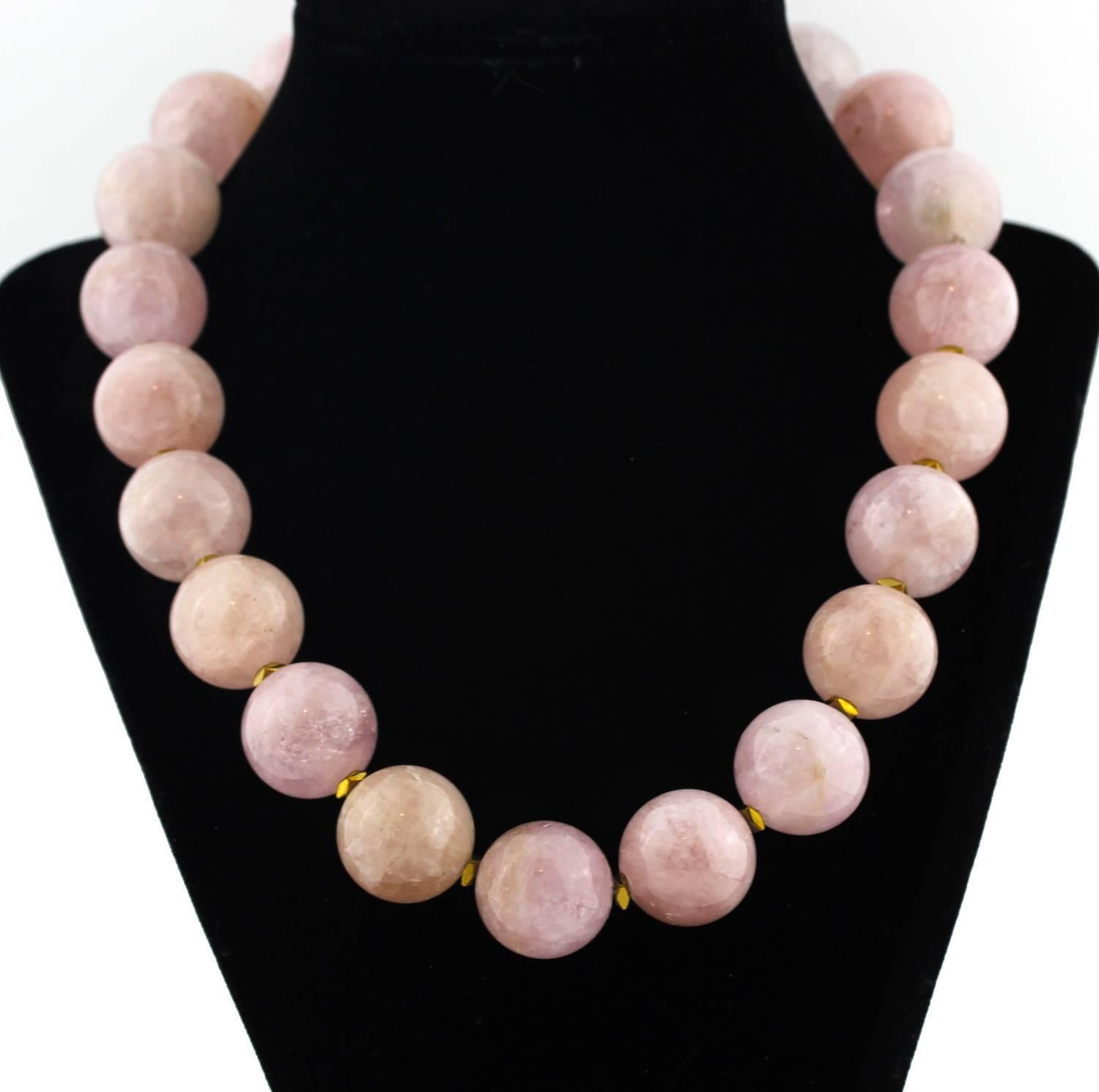 Single Strand Highly polished Opaque Peachy Pink Morganite Necklace In Excellent Condition In Raleigh, NC