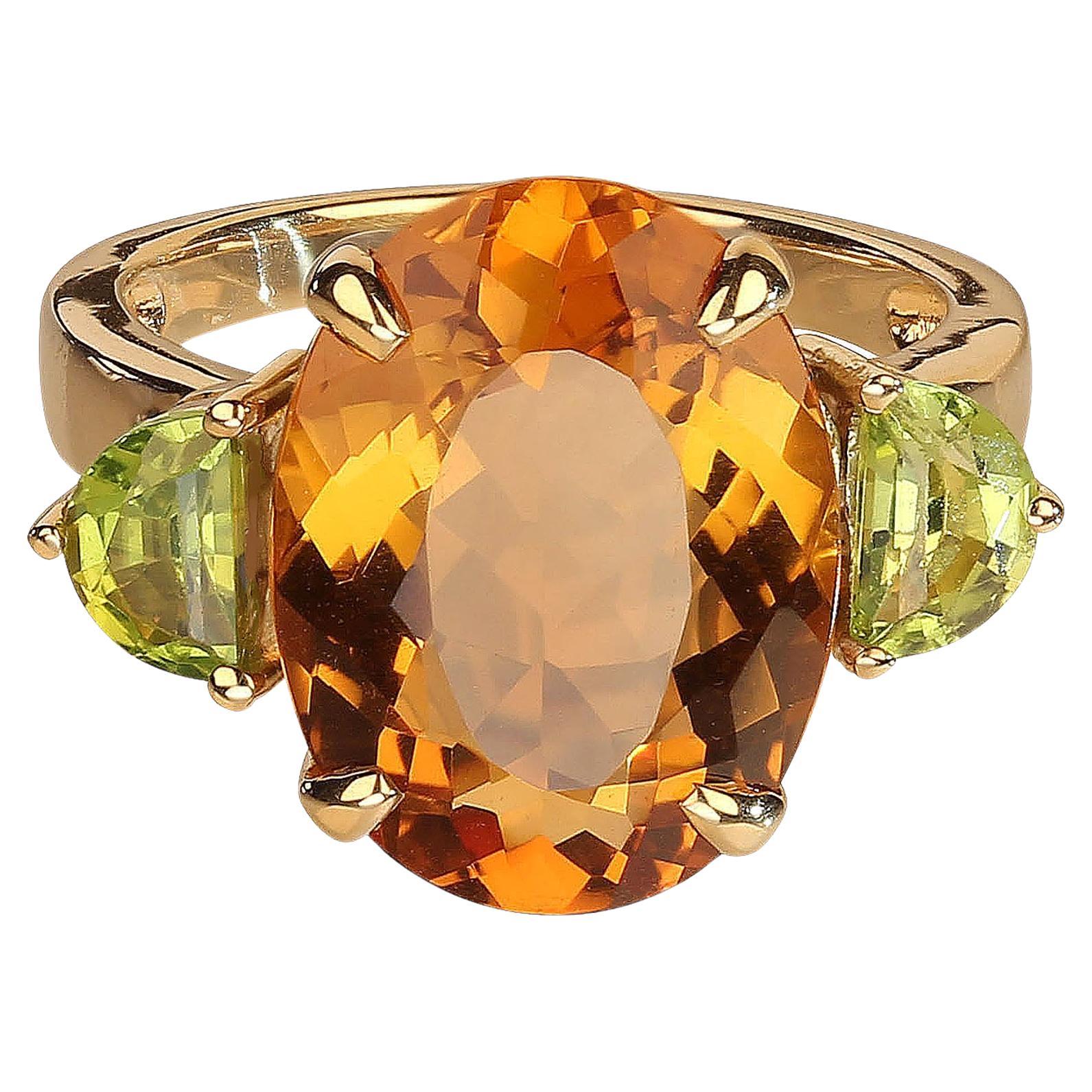 AJD Unique 18K Yellow Gold and Citrine and Peridot Ring