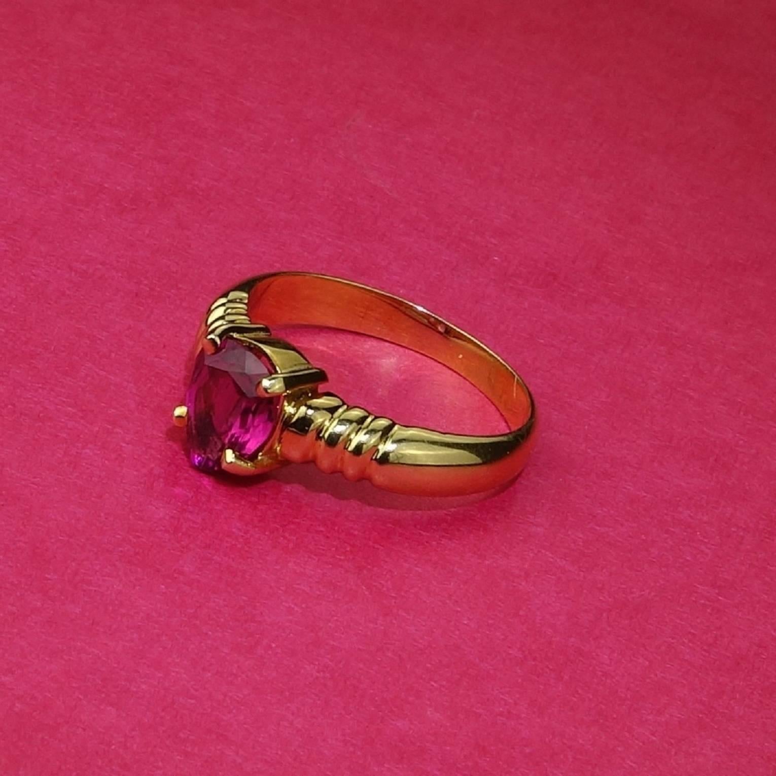 Women's Gemjunky Rubelite Tourmaline in 18 Karat Yellow Gold Handmade Ring