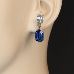 AJD Superbes boucles d'oreilles en aigue-marine ovale et Kyanite bleue en or blanc 14 carats
