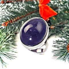 AJD Anello con cabochon ovale di tanzanite in argento sterling
