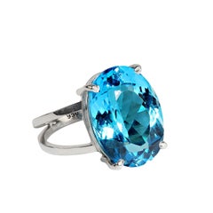Anillo AJD Centelleante de Topacio Azul Suizo de 17 ct y Plata de Ley