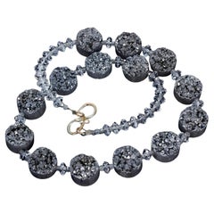 AJD DRAMATIC Collana affascinante di quarzo naturale scintillante da 17 1/4".
