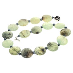 AJD Bellissima collana di prehnite reale, naturale e drammatica, da 19".