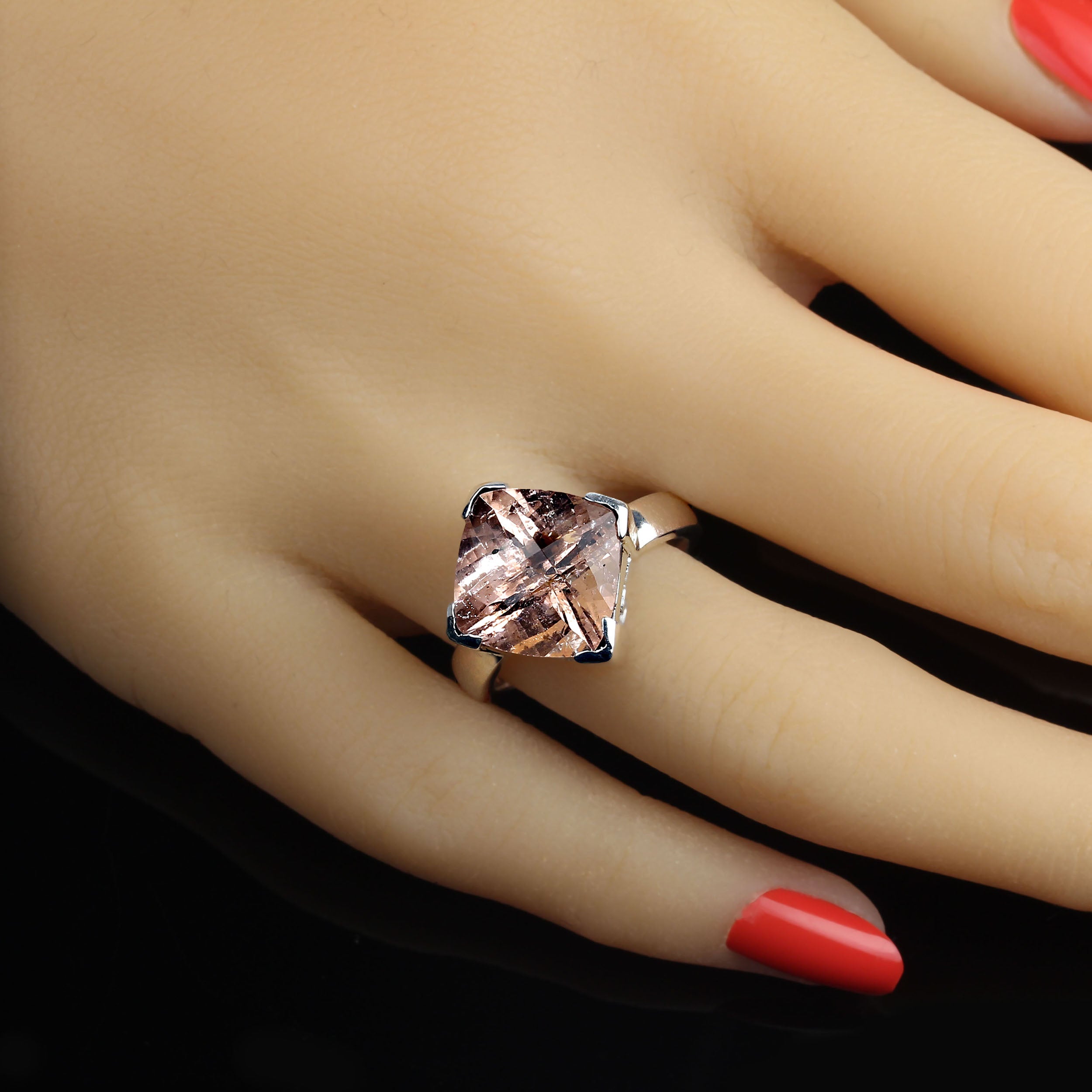 AJD Genuine 7.31 Carat Mouthwatering Morganite in Sterling Silver Ring For Sale