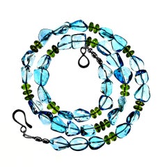 AJD Collana elegante e unica con topazio blu e peridoto da 23 pollici  Un grande regalo!
