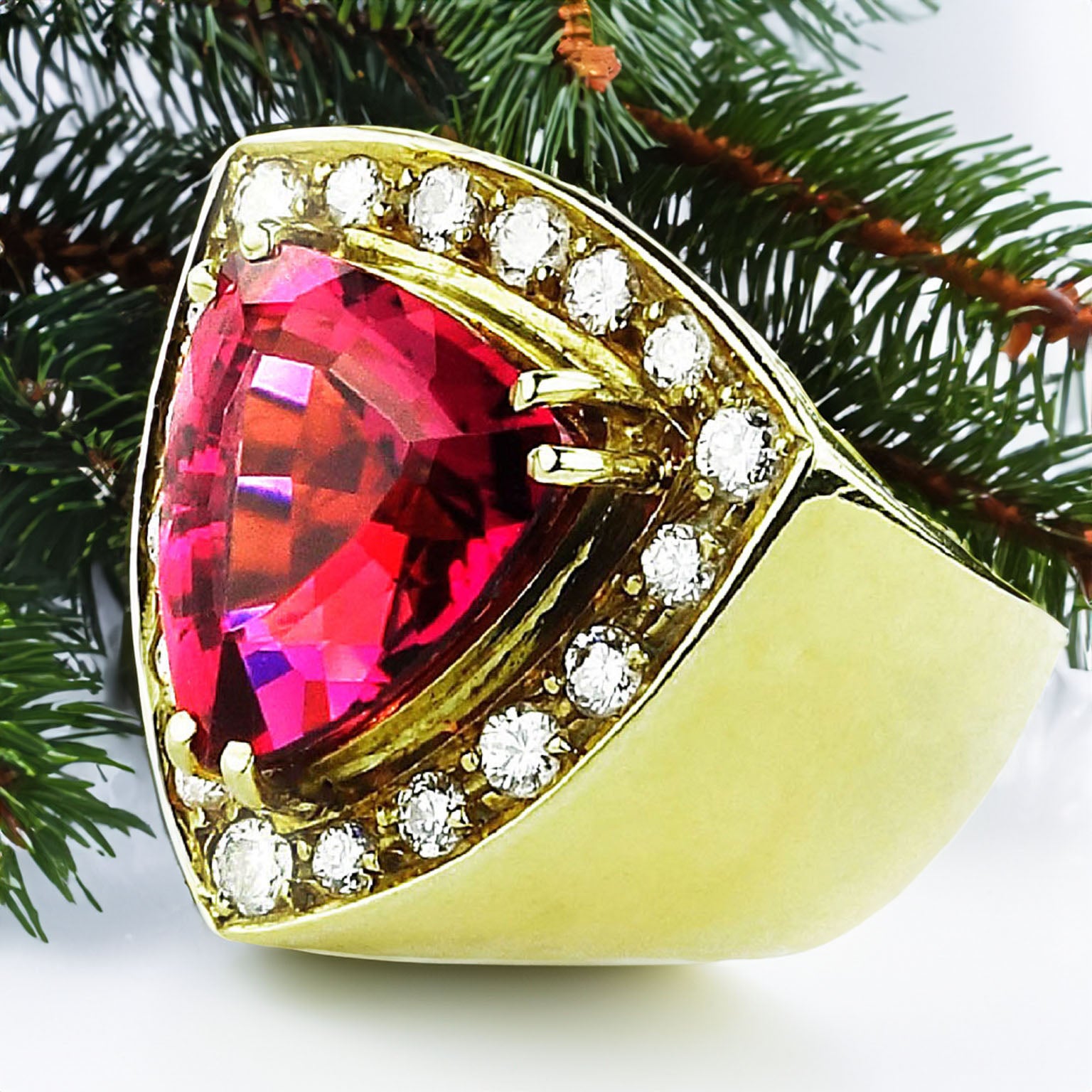 AJD Magnificent Rubelite and Diamond  18K  Gold Cocktail Ring For Sale 2