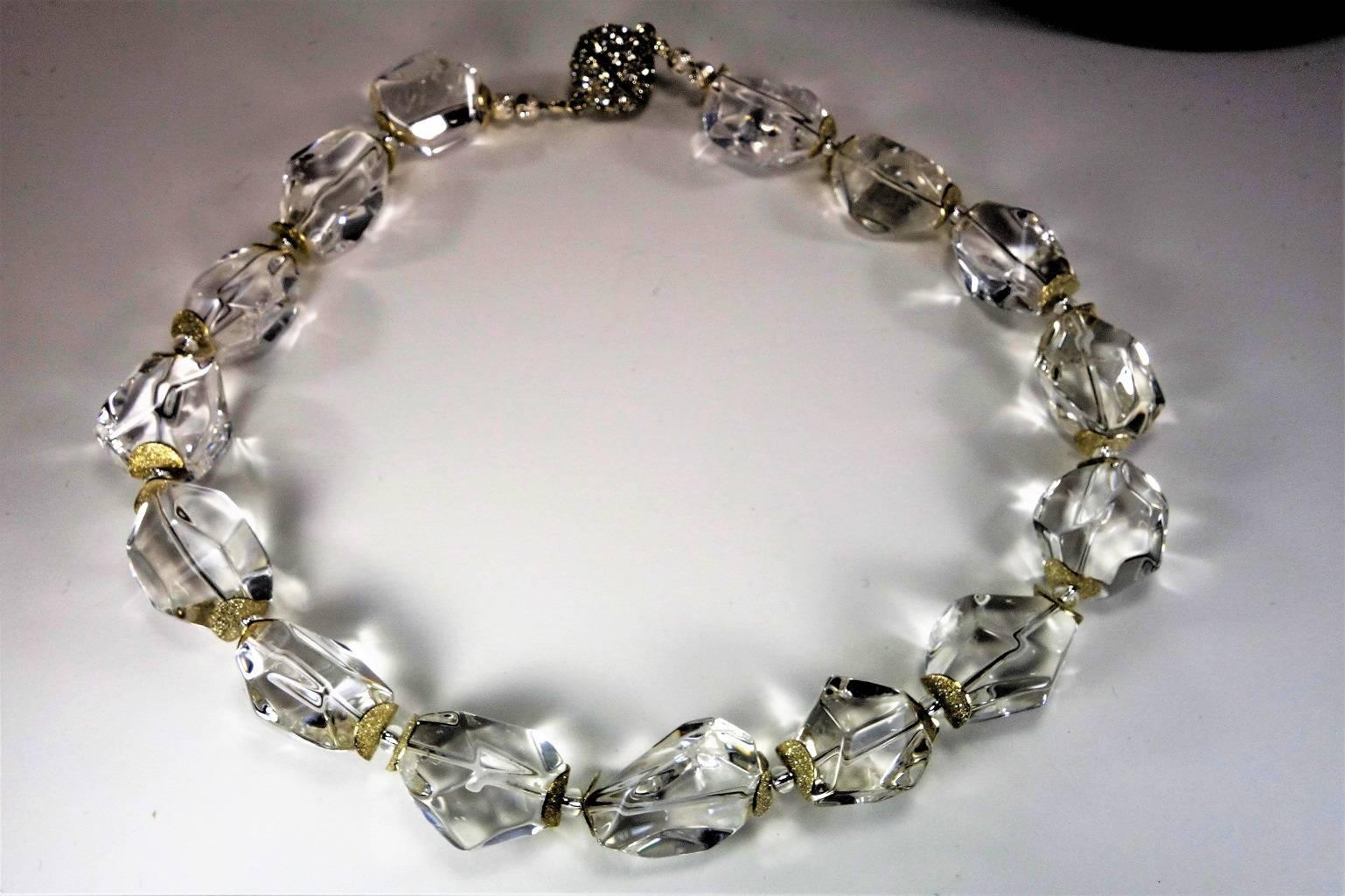 quartz crystal necklaces