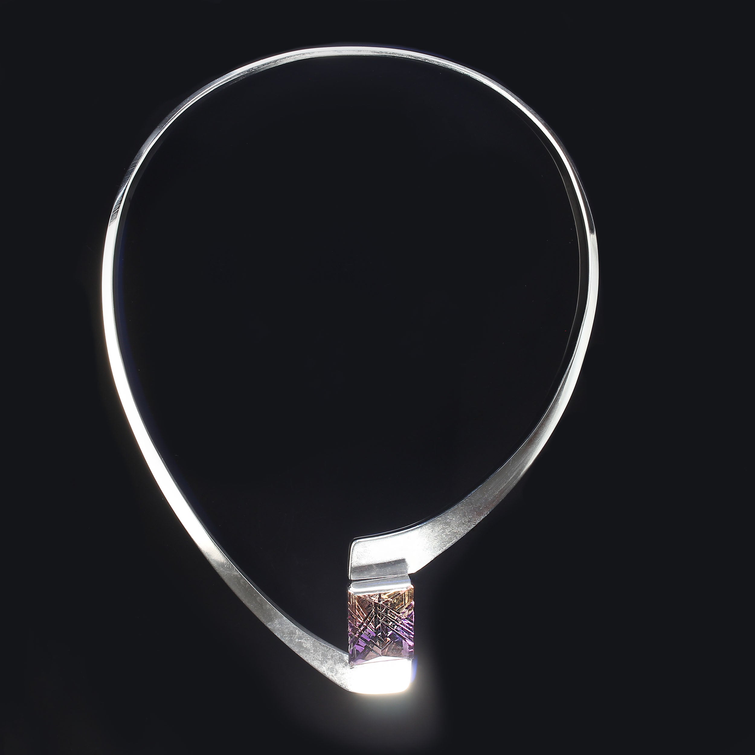 AJD Collare in argento sterling con ametrino taglio fantasia unico nel suo genere in vendita