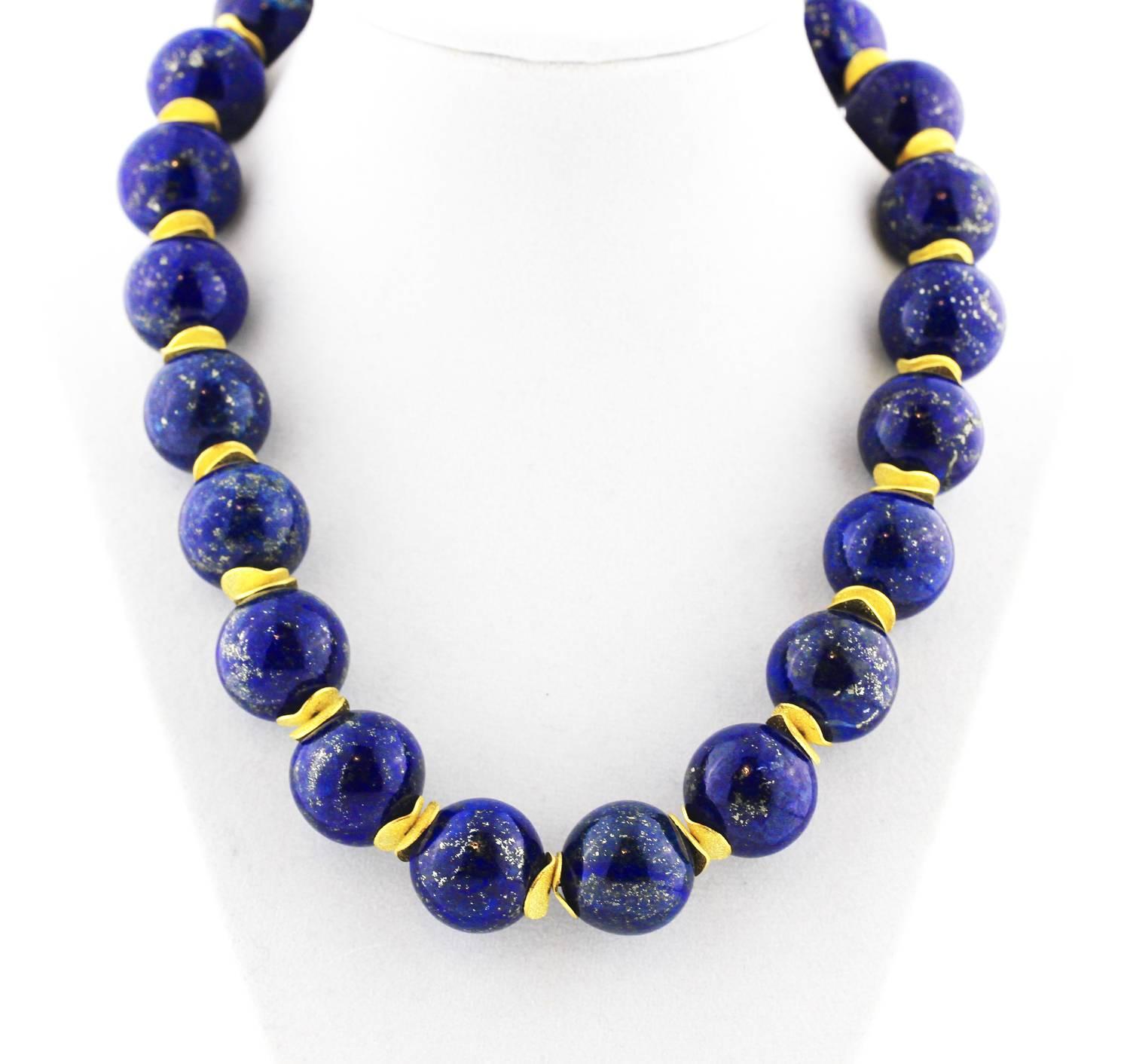 Glowing Natural Afghan Lapis Lazuli Necklace In New Condition In Raleigh, NC