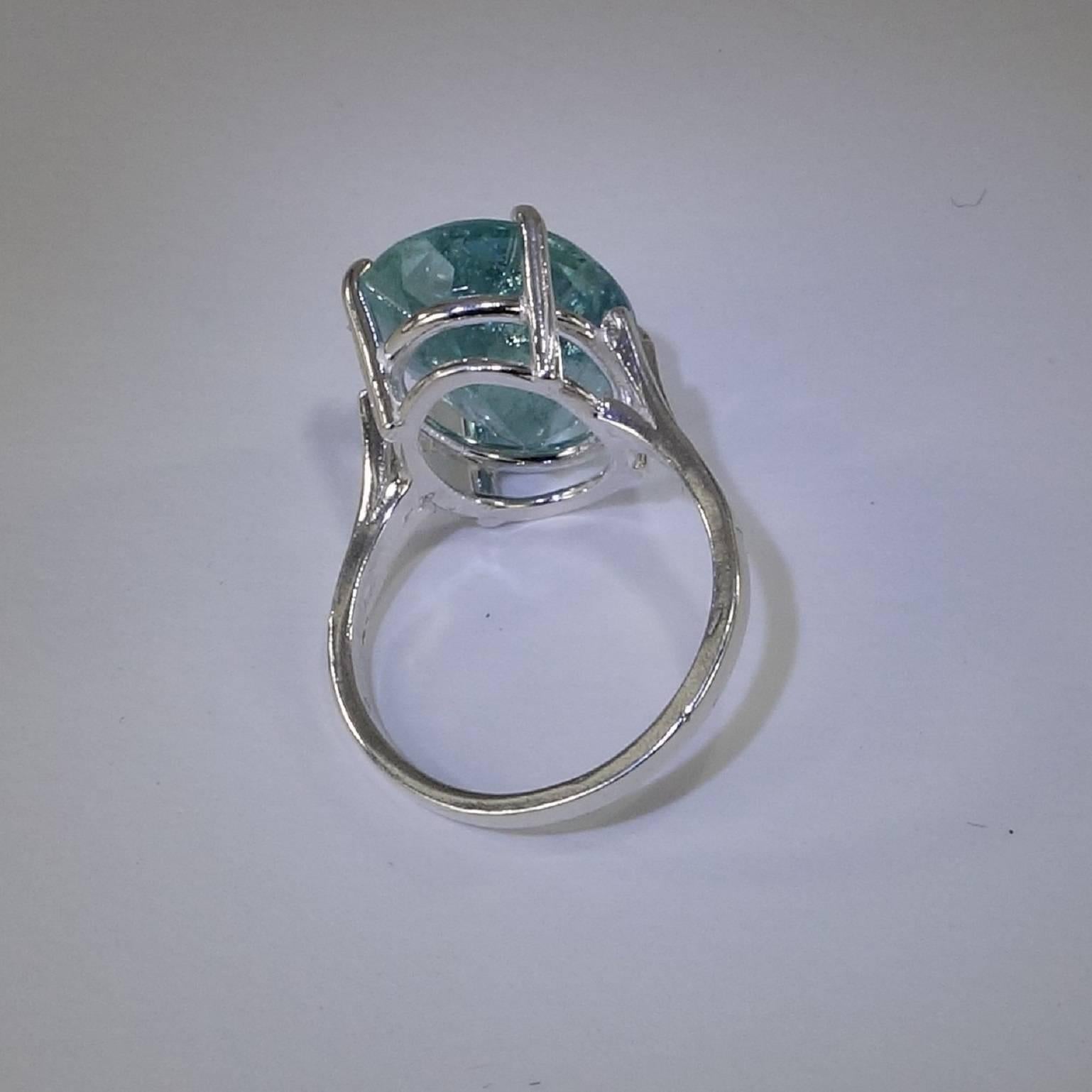 Oval Bright Blue Aquamarine Sterling Silver Cocktail Ring 4