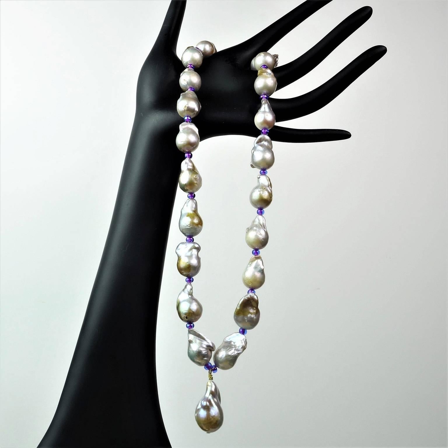 Gemjunky Baroque Pearl Necklace with Center Pearl Dangle 2
